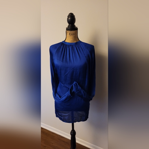 High-Neck Long-sleeved Blouse - Picture 2 of 5